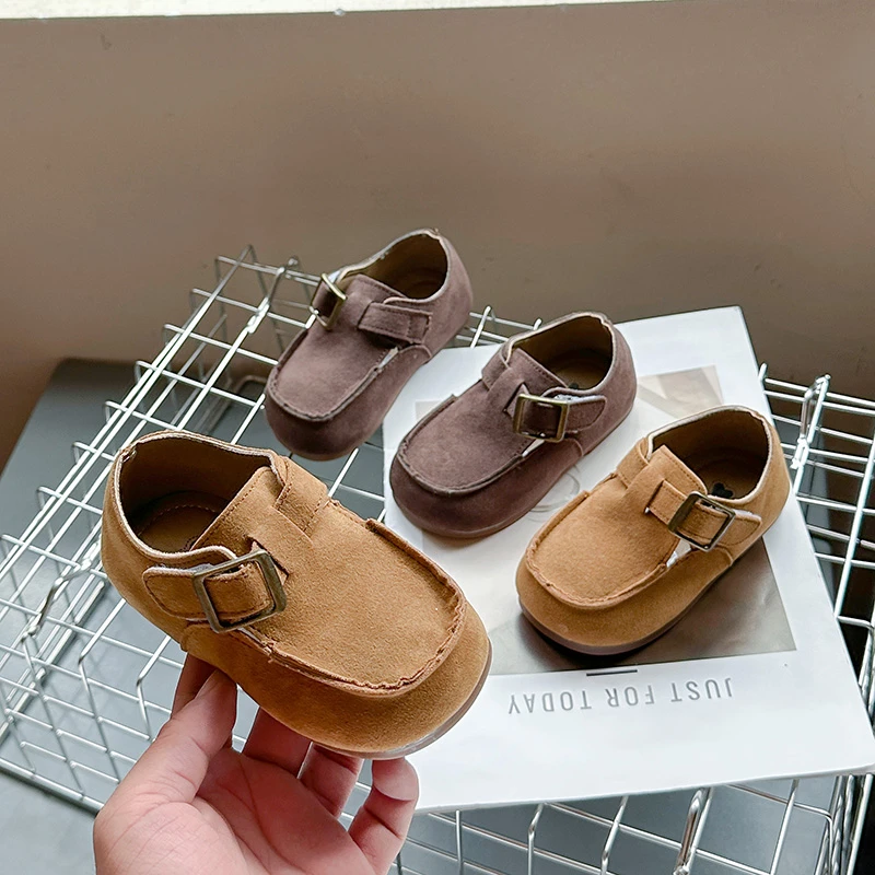 

Versatile Kids Leather Shoes with Anti Slip Soft Sole Round Toe Belt Buckle 2024 Spring Autumn Outdoor PU Casual Leather Shoes