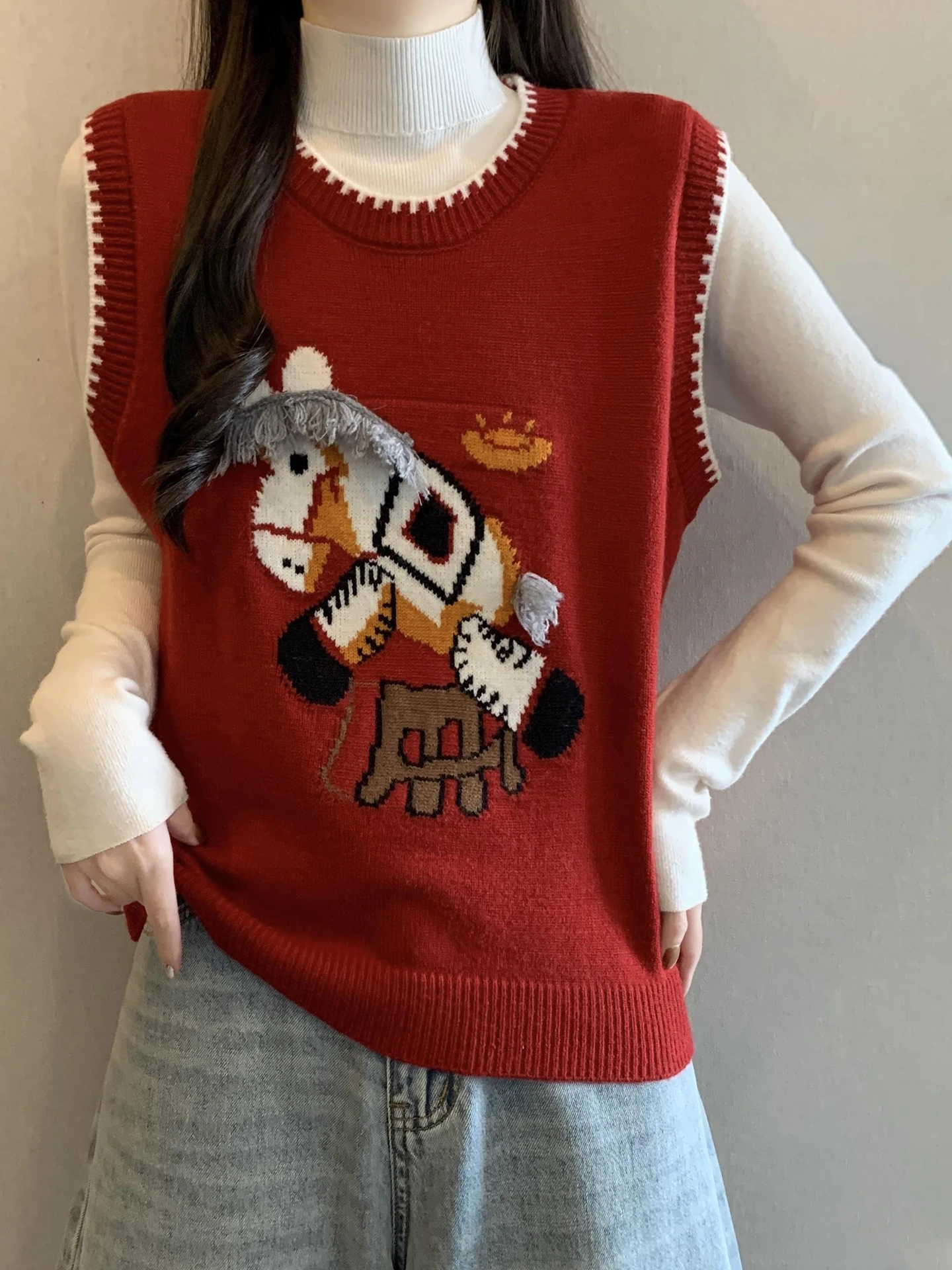 

New Year Cartoon Knitted Vest Autumn Winter plus Size Women's Sweater Vest No Sve Embroidery Outerwear Warmth