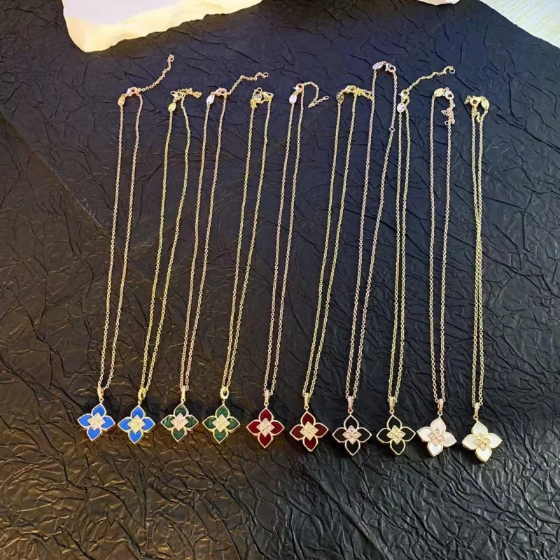 

Новое ожерелье с подвеской в виде цветка для женщин, романтическое, с цветами вишни, золотистого цвета, металлическая цепочка, чокер, украшение для девушек на вечеринку, свадьбу, на шею.