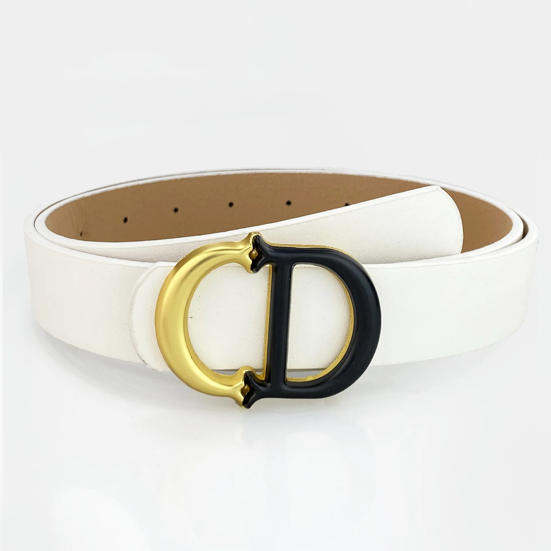 أحزمة جلدية عصرية للسيدات ذات جودة عالية بإبزيم ذهبي أفضل أحزمة جينز مناسبة للنساء