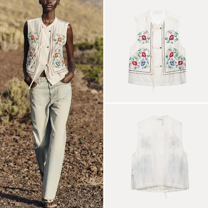

Spring 2025 Women's Embroidered Stand Collar Jaet Button Decorated Vest Sweet Sle Polyester Fiber 00% New Arrival