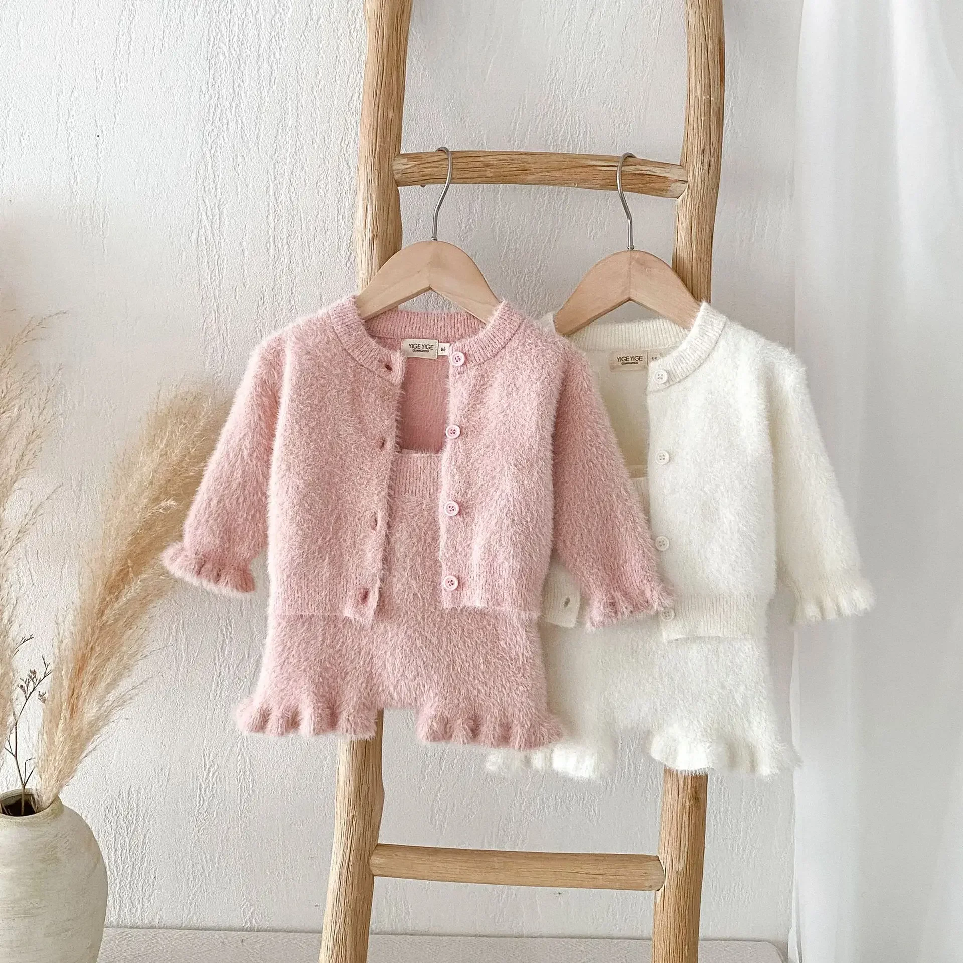 

Baby Clothes Baby Girls Fashion Casual Sweater Cardigan Coat 2024 Autumn New Knitted Top Suspenders Comfortable Two Piece Set