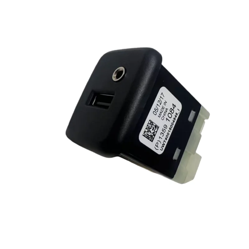 13591084 Suitable for Chevrolet Equinox, Encore, Cruiser, USB socket, USB flash drive, aux port and mobile phone charging port