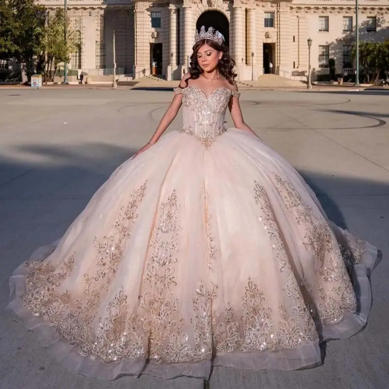 

Customized Light Pink Refined Quinceanera Dresses for 15 Ans Off the Shoulder Ruched Appliques Tulle Robe Princesse