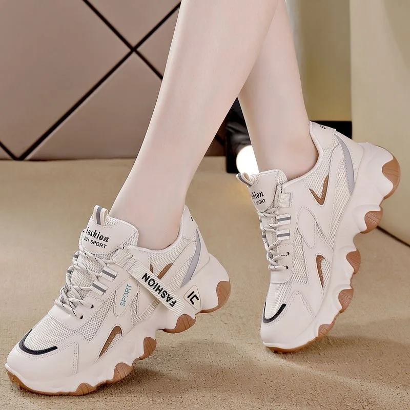 2025 Spring and Autumn Celebrity Versatile Fashion Height Increasing Shoes Thick soled Fashion Casual Sports Women's Shoes