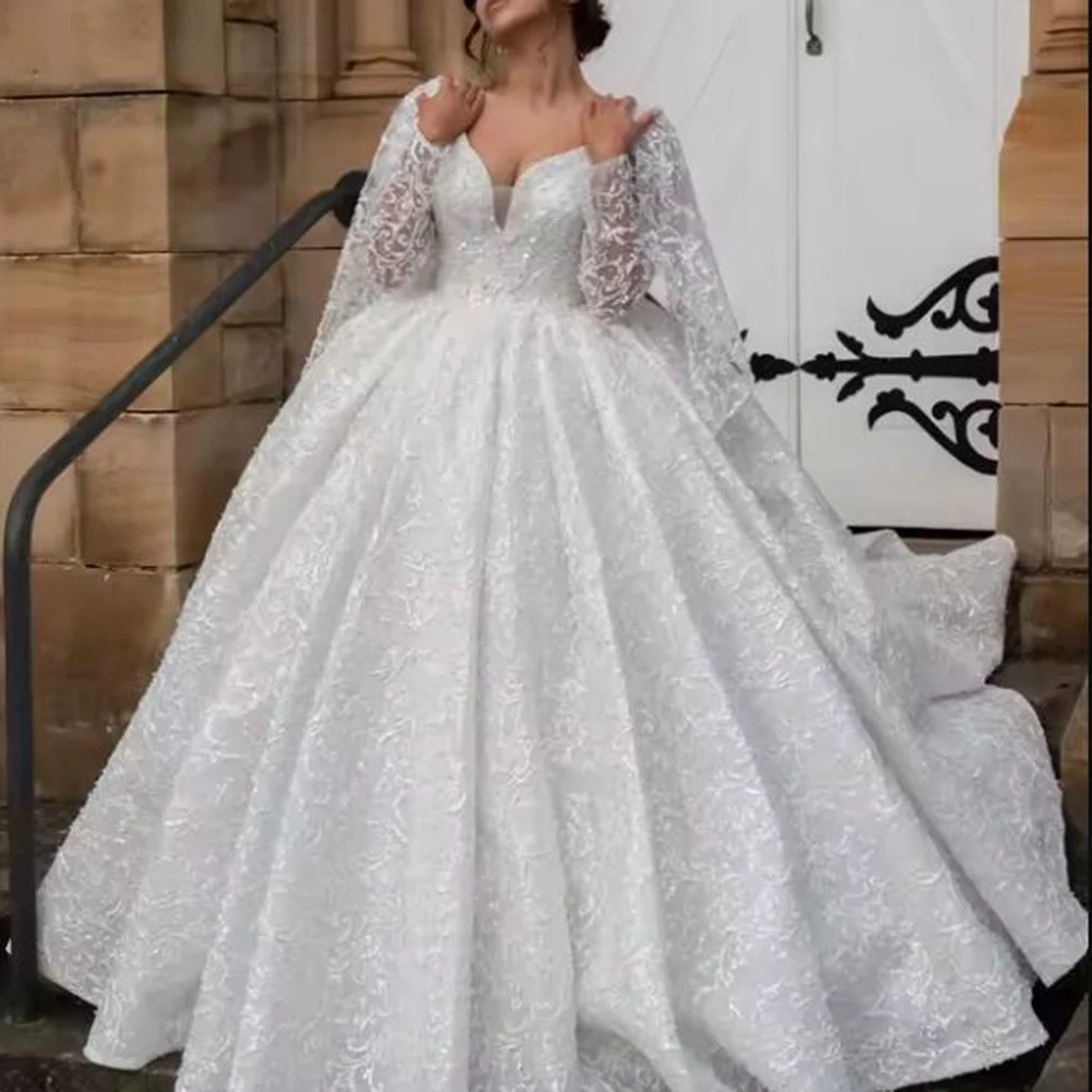 Luxury V Neck Ball Gown Wedding Dress Long Sleeve Lace Applique Princess Bridal Gown For Women Customized Vestidos De Novia