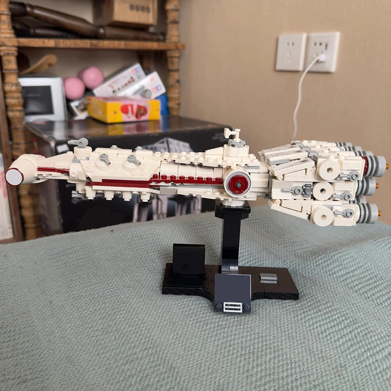 

Технический звездный корабль Tantive IV, строительные блоки, космическая модель фильма, сборка кирпичей, образовательная игрушка в подарок для детей, мальчиков и взрослых