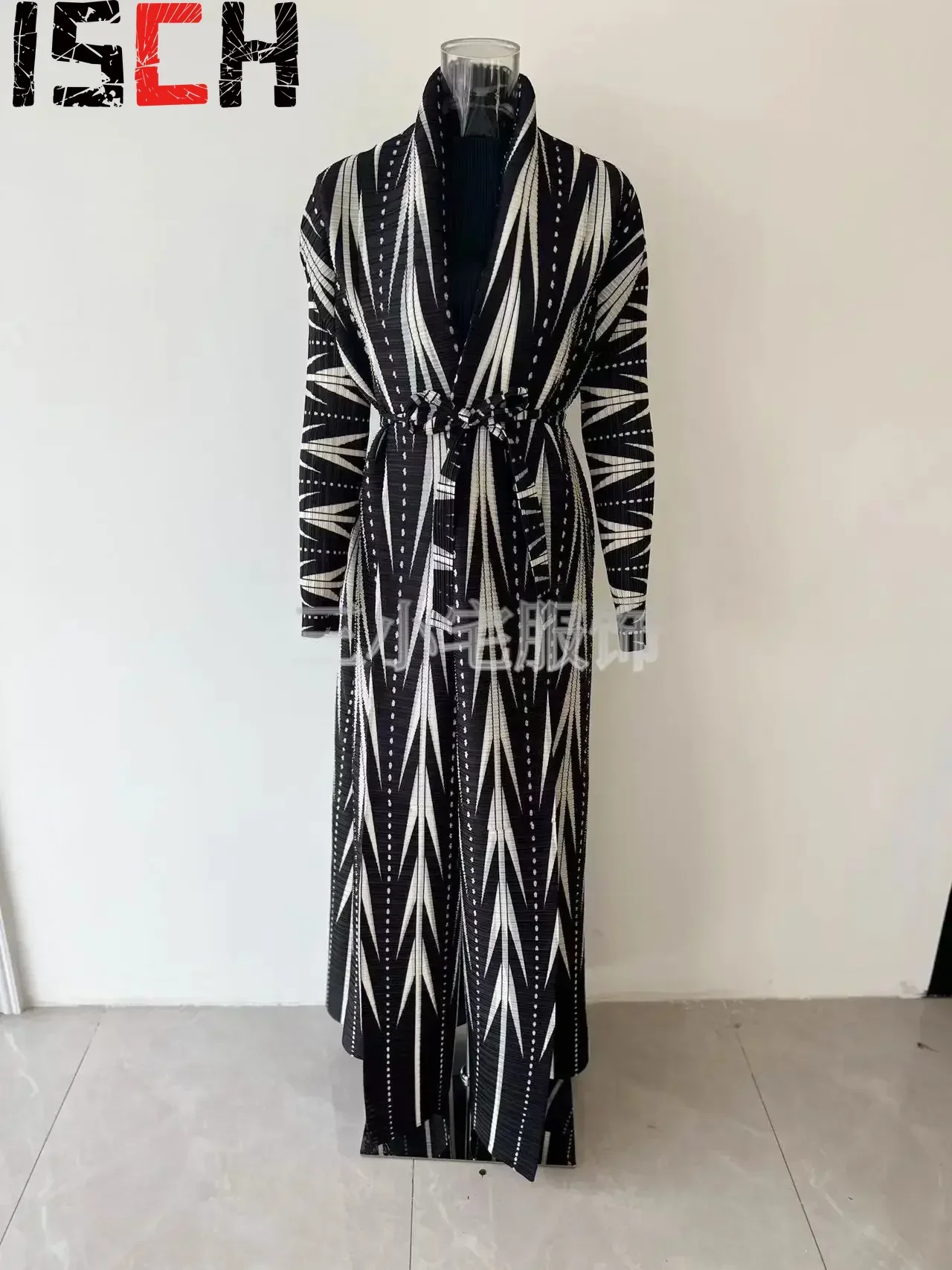 pleats robe Long Sleeve Printed Dress Windbreak Women 2024 Winter New Original Designer Abayas Turndown Collar Belted Coats