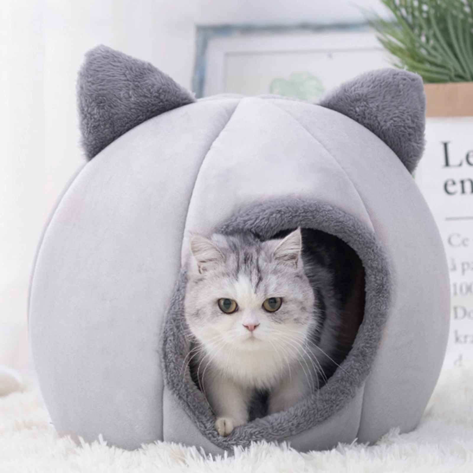 In Winter Cat Bed Cat Mat Pet Tent Cave Bed for Cats Small Dogs Self-Warming Cat Tent Bed Cat Hut Comfortable Pet Sleeping Bed