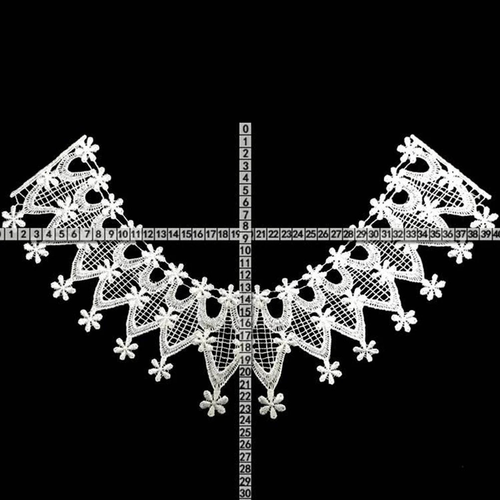 

5pcs Lace Embroidery Corsage Hollow Neckline Collar Women'S Fashion Stretchy Party Accessory For Dresses T-Shirts Sweaters All