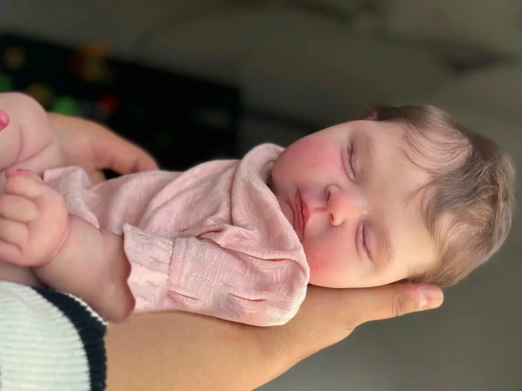 NPK 19 Zoll schlafende Baby-Pfirsiche, weicher Körper, wiedergeborene Puppe mit 3D-Haut, mehrere Schichten, Malerei mit handverwurzelter Haar-Touch-Puppe