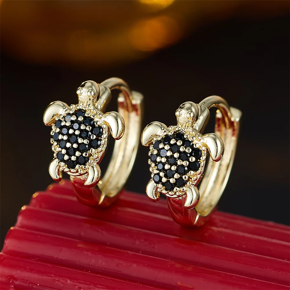 Cute Small Sea Turtle Vintage Black Zircon Hoop Earrings For Women Fashion Gold Color Tortoise Ear Buckle Wedding Jewelry Gifts
