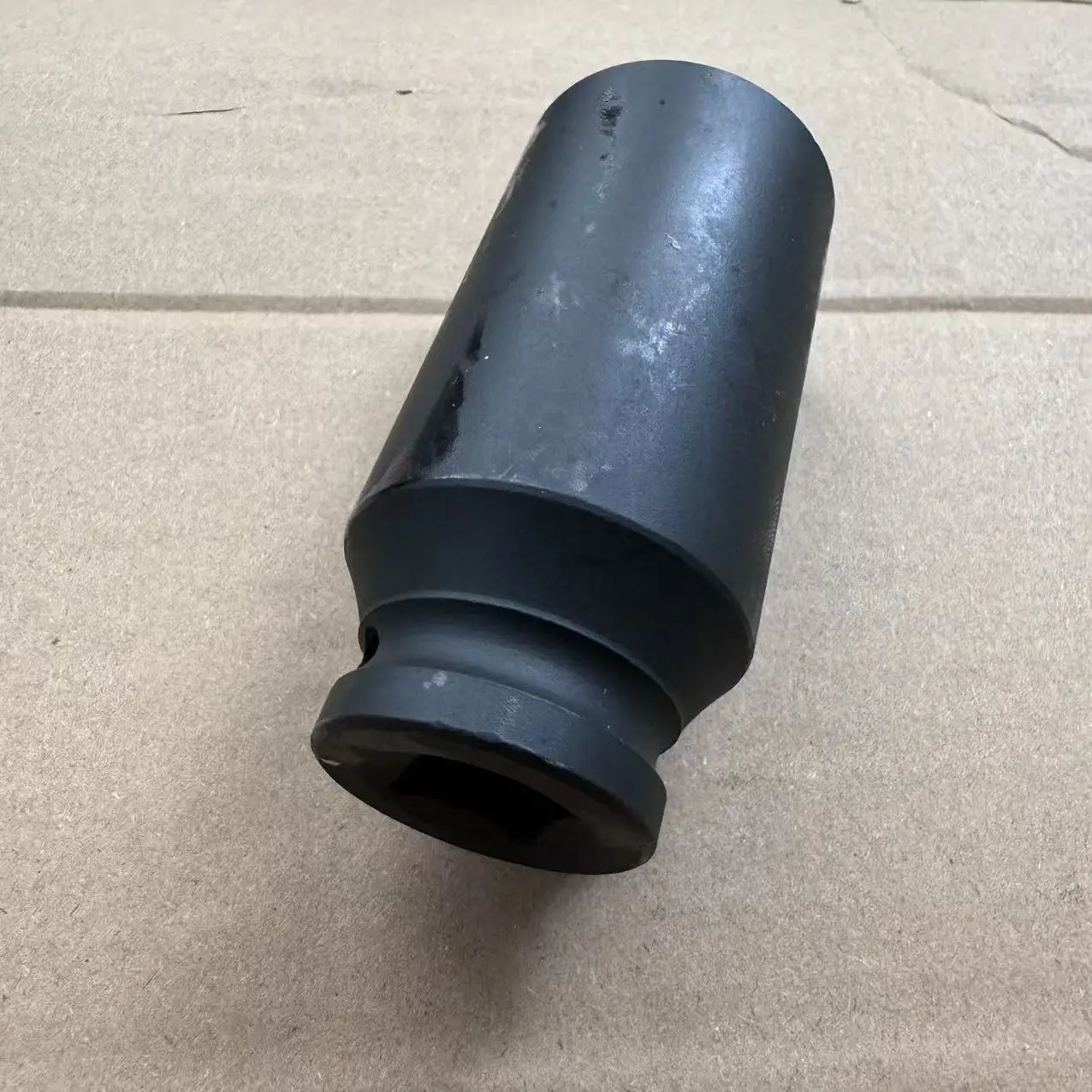 Picture 5: Special Sleeve for Tesla Solenoid Valve Disassembly Compatible with Various Models