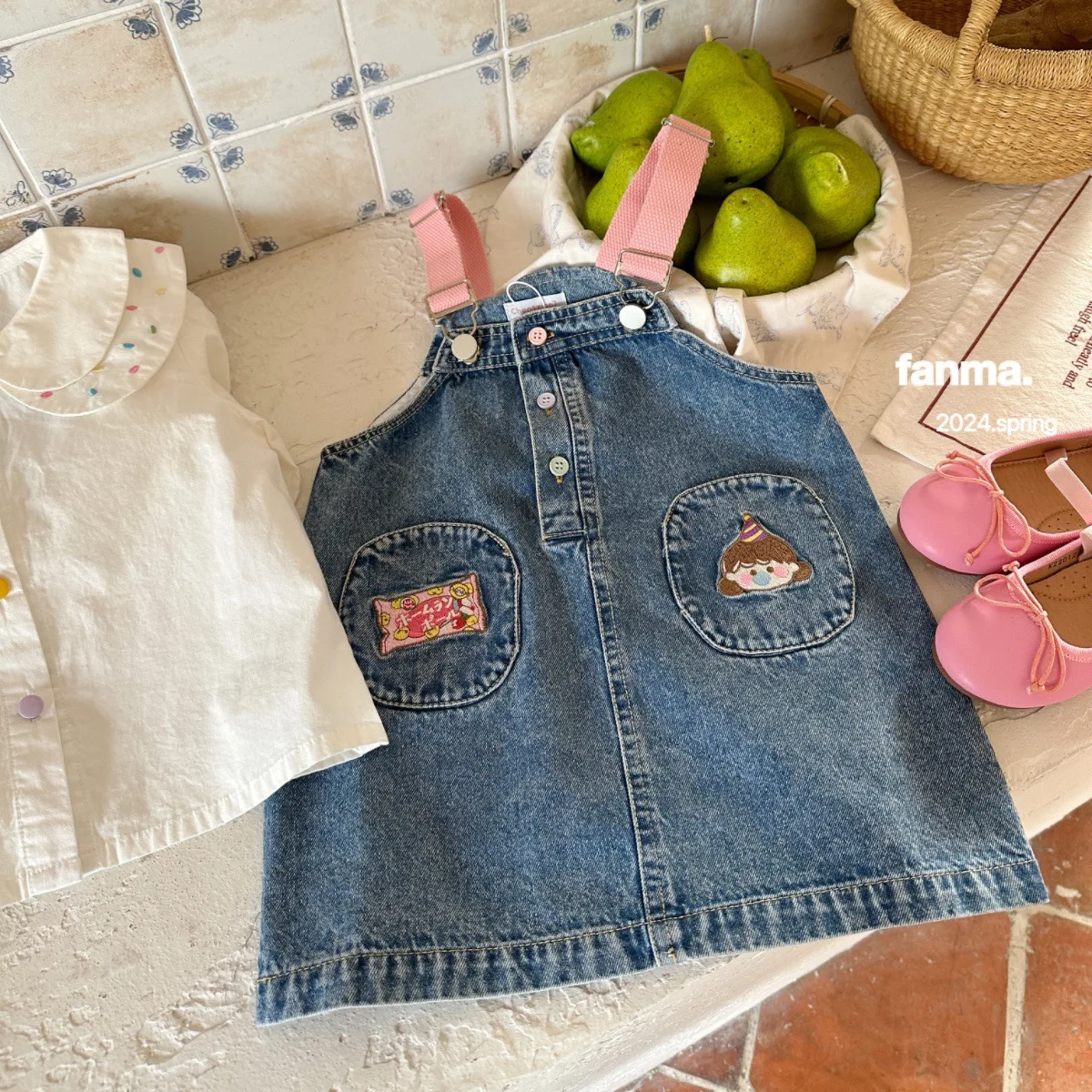 Gonna con bretelle in Denim per ragazze primavera nuova versione coreana bambini ricamo cartone animato abito con cinturino da Cowboy gonna in stile occidentale