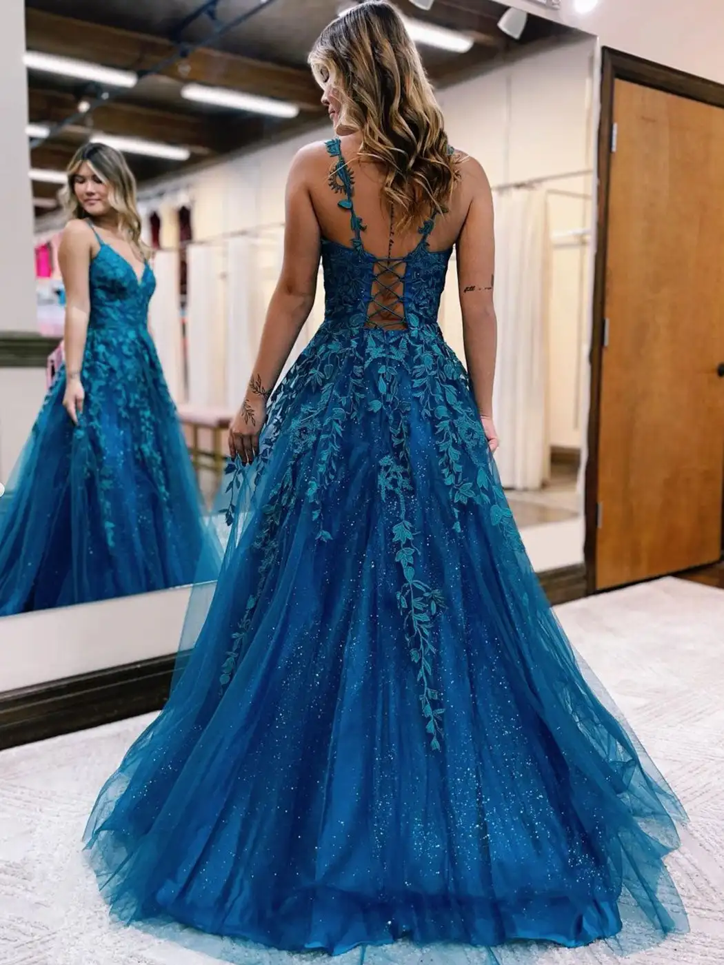 Robe de soirée en tulle avec appliques en dentelle, col en V, bretelles spaghetti, ligne A, corset au dos, paillettes, bleu, fête formelle, Rh, quoi que ce soit, 2024