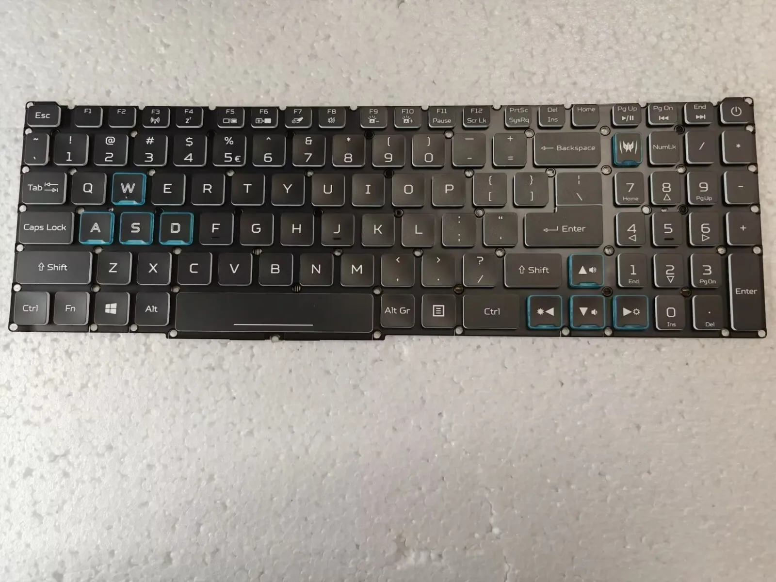 

Клавиатура с RGB-подсветкой для Acer Predator Helios 300 PH315-52 PH315-53 PH317-53 (US-раскладка)