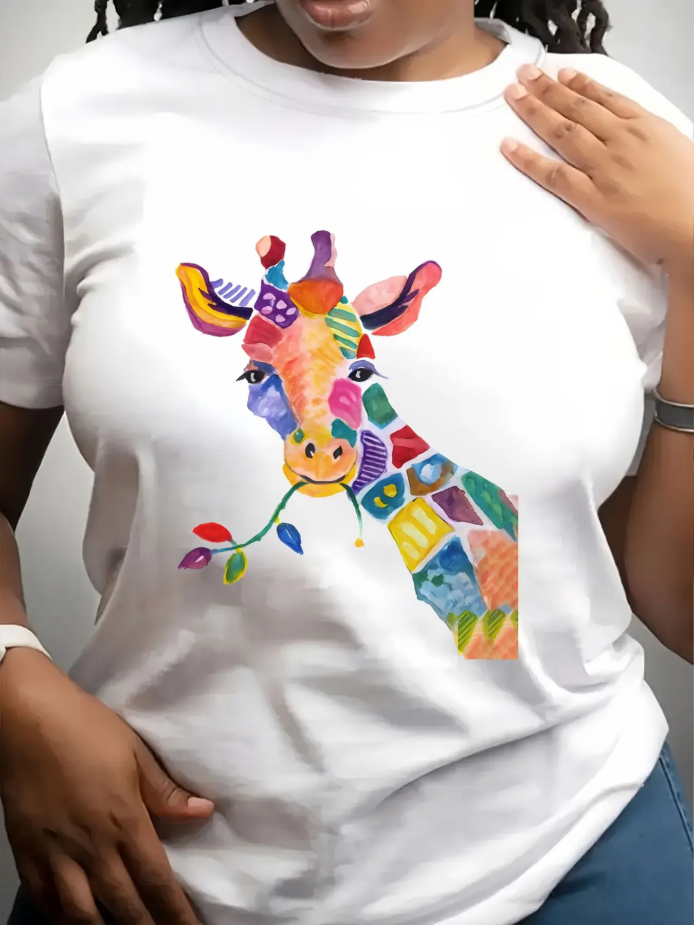 Women's Trendy Crew Neck T-Shirt Colorful Giraffe Head Pattern Print Suitable for Casual Sportswear