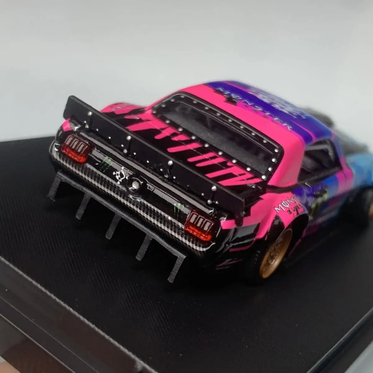 Diecast SW 1/64 Skala HOONICORN Ken Block1965 Ford Mustang Legierung Auto Modell Sammeln Spielzeug Geschenk Souvenir Display Ornament