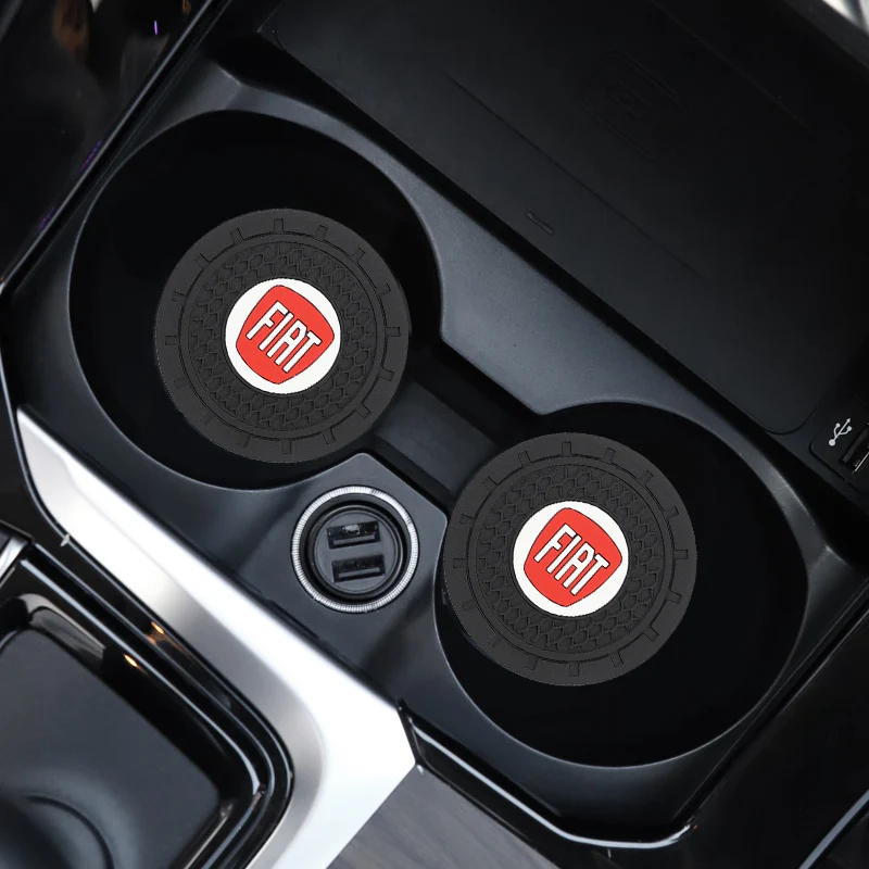 2 Stücke Auto Logo Silikon Wasserbecher Pad Kissen Für Fiat Abarth 500 Tipo FR Panda Argo Freemont Viaggio Bravo Punto Doblo Pulse
