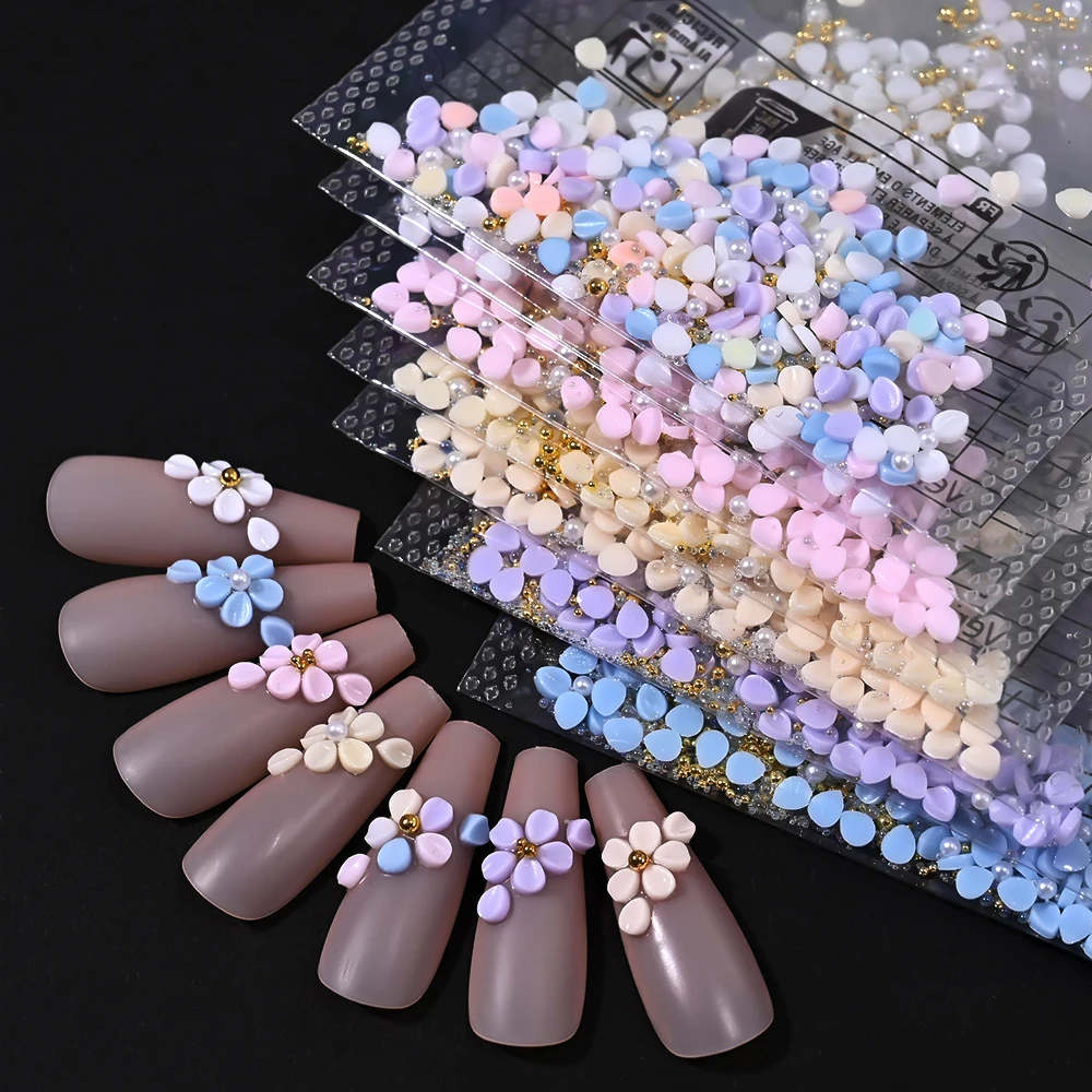 150 Uds. Pétalos acrílicos de colores 3D, decoraciones artísticas para uñas, lindas perlas blancas y cuentas doradas, dijes mixtos, suministros de diamantes de imitación para uñas Y2K