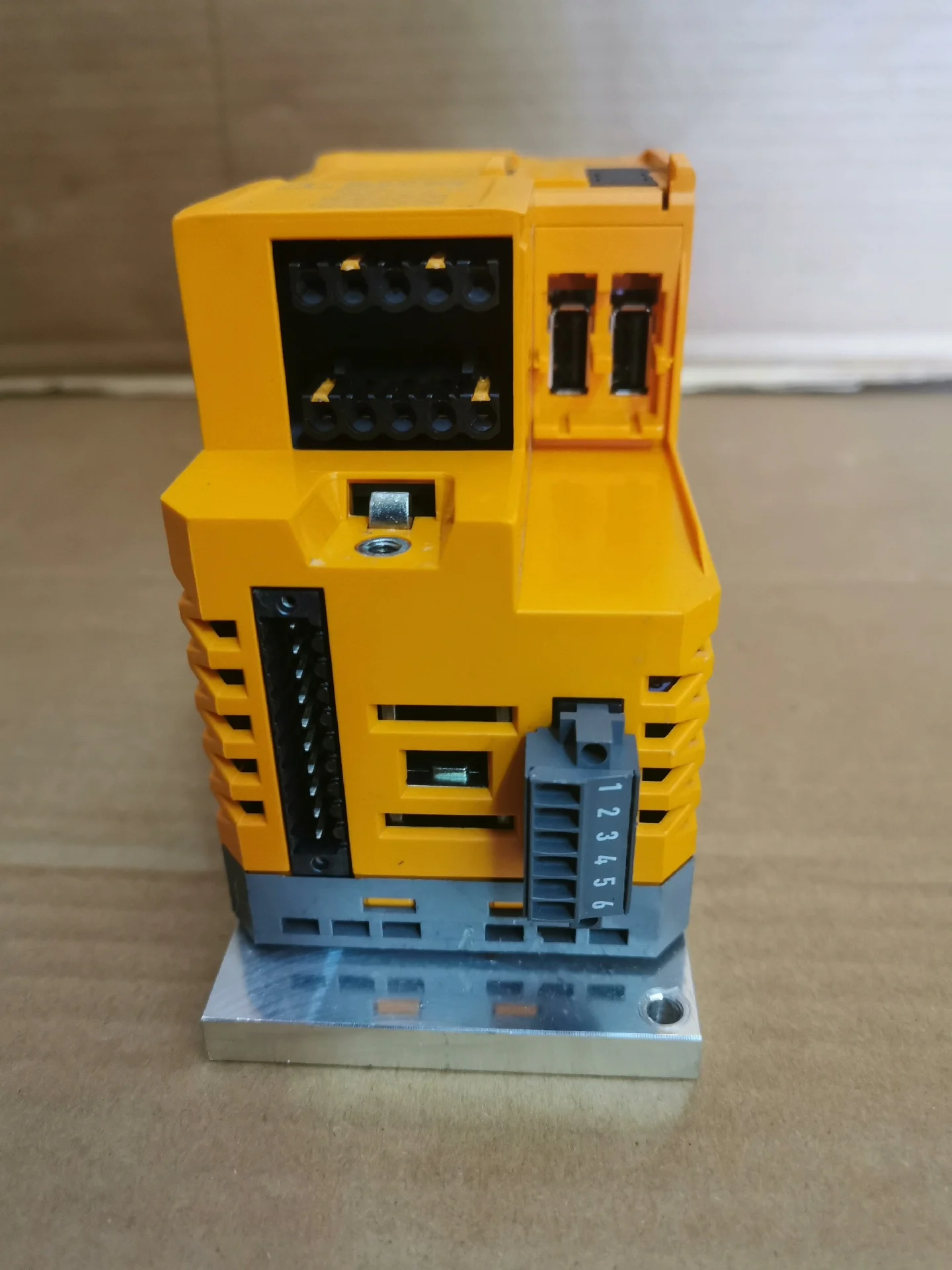 Serwonapęd 80SD100XD.C0XX-21 dla B&R