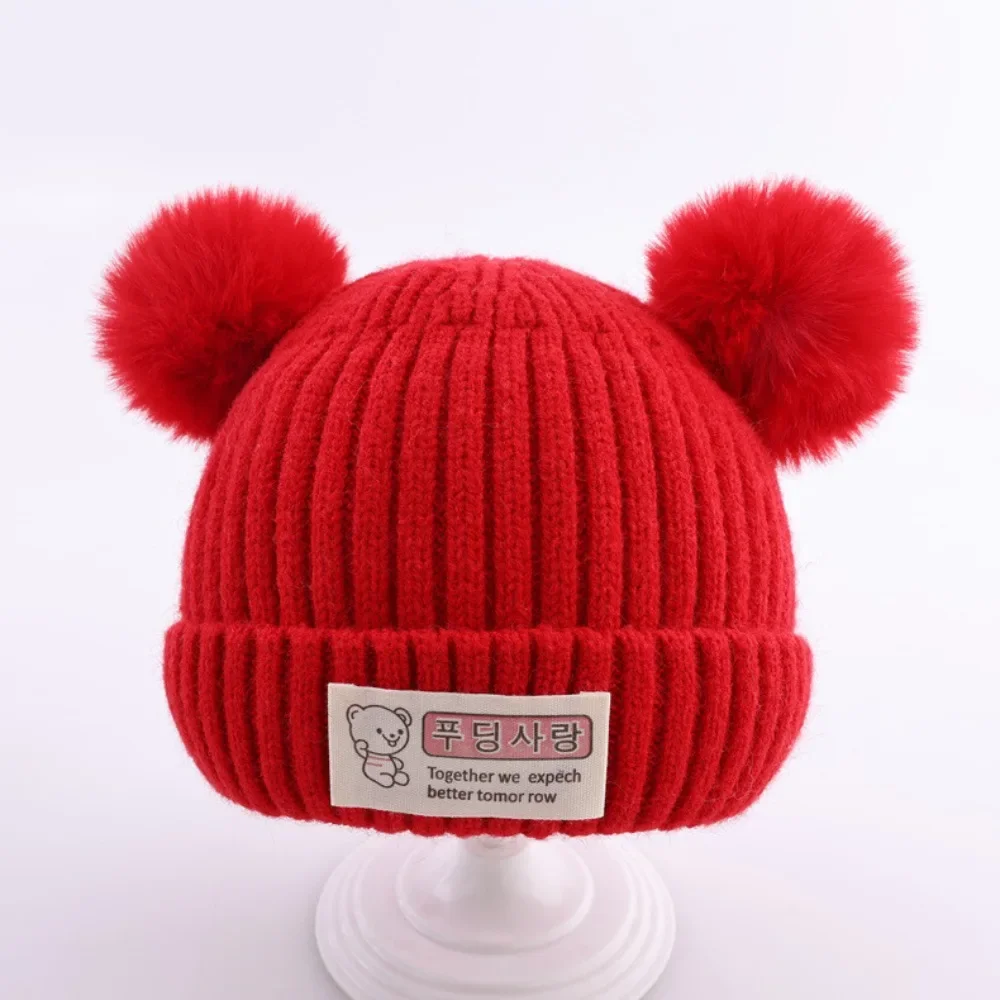 عالية الجودة بلون الطفل محبوك قبعة 0-3 سنوات أفخم الكرة الشتاء قبعة قبعة صغيرة لينة الفتيان الفتيات الاطفال القبعات والقبعات