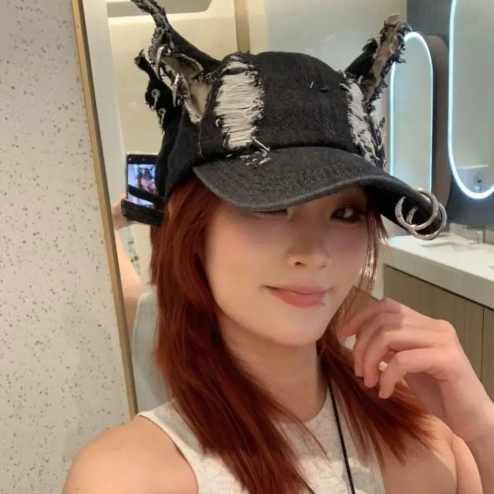 Immagine 4: Accessori di abbigliamento Berretto da baseball in denim strappato di coniglio Catene di cotone Y2K Cappello con orecchie Doberman Cucciolo retrò Orecchie da coniglio Berretto snapback da uomo