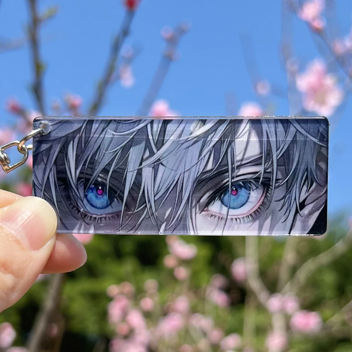 2 Stück/Set Cartoon-Figur Satoru Gojo leuchtende Augen Schlüsselanhänger transparenter Kartenanhänger Anime Jujutsu Kaisen Acryl Rucksack Geschenk – Detail 4