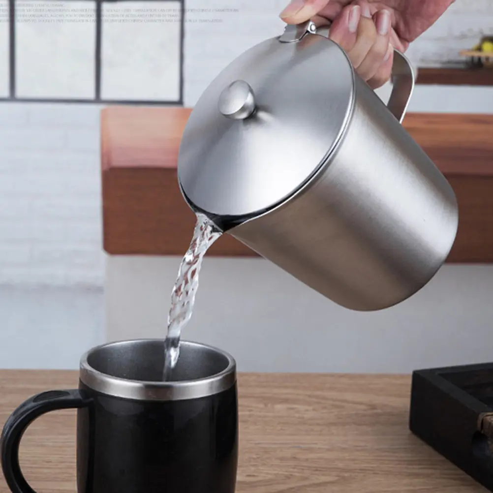 700Ml Stainless Steel Measuring Cup with Lid Precision Graduated Scale for Coffee Milk Tea Latte Art Baking Bar Home Use