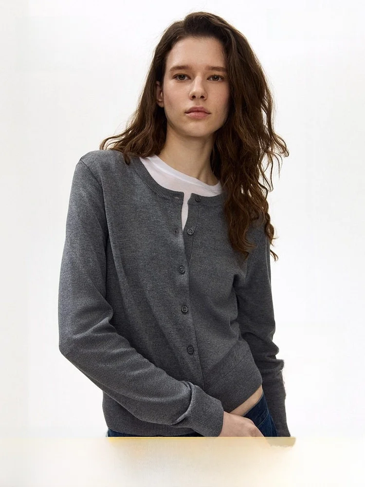 

Новинка весенней коллекции: Женский тонкий вязаный кардиган H&M, повседневный, приталенный крой, с пуговицами, круглый вырез, цветной