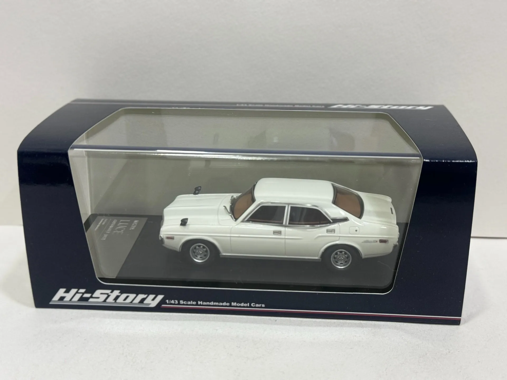 Broken Window Diecast Hi Story 1/43 Scale Mazida Luce Resin Car Model Collectible Toy Gift Souvenir Display Ornament