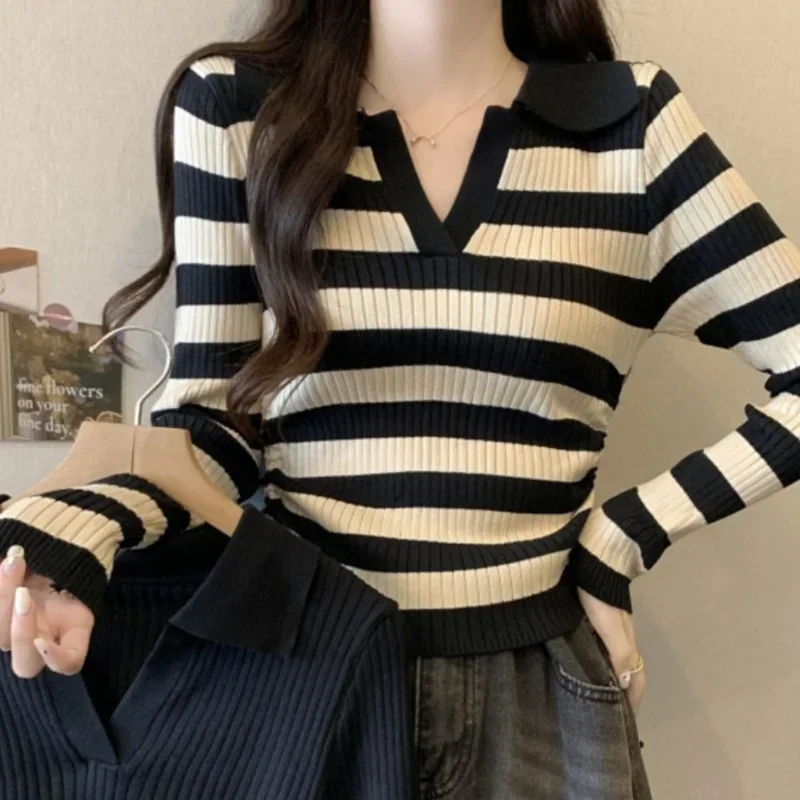 Extra Large Size Women's Slimming Flesh-shielding Foreign Air Stripe Age Reduction V-neck with Bottom Knit Oversized Sweater