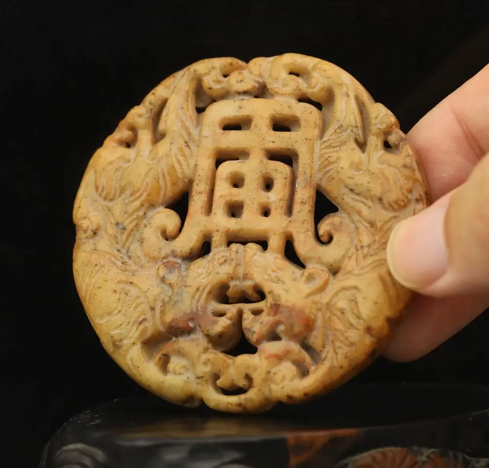 Old natural jade hand-carved statue of double dragon Statue Nice Art Work