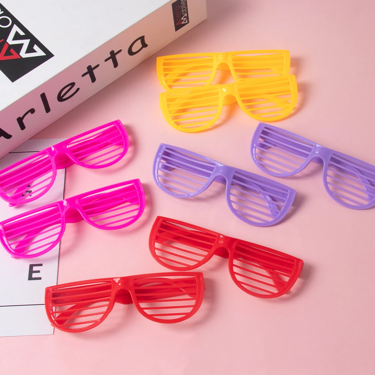 6/12 stücke Bunte Lamellen Gläser Spielzeug kinder Jungen und Mädchen Geburtstag Party Geschenke Neon Sonnenbrille Make-Up Party fotos Requisiten – Detail 2