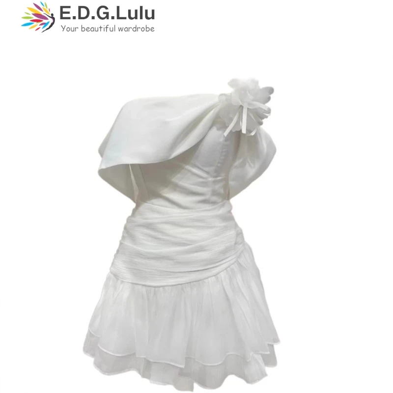 

EDGLuLu Square Collar Irregular 3d Flower Splicing White Birthday Dress Woman Sexy Sleeveless Backless White Party Dress 0325