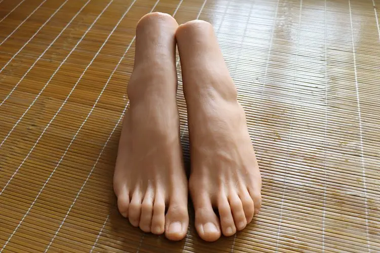 Male Foot Model Realistic Nail Practice Mannequin Feet Fetish For Photograph Shoes Sock Display Lifelike Silicone Feet TPE4301