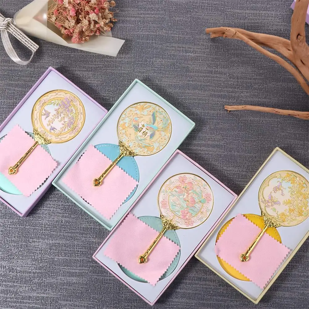 Exquisiter tragbarer Handspiegel im chinesischen Stil, Schmetterlings-Blumenmuster, Kosmetikspiegel, runde Prägung, Make-up-Spiegel, Make-up