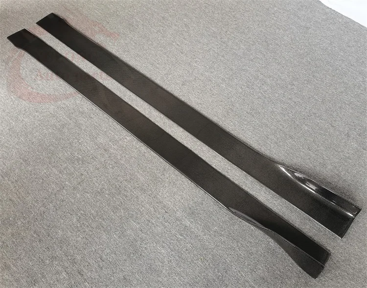 Factory wholesale high quality 3K true carbon fiber side skirt