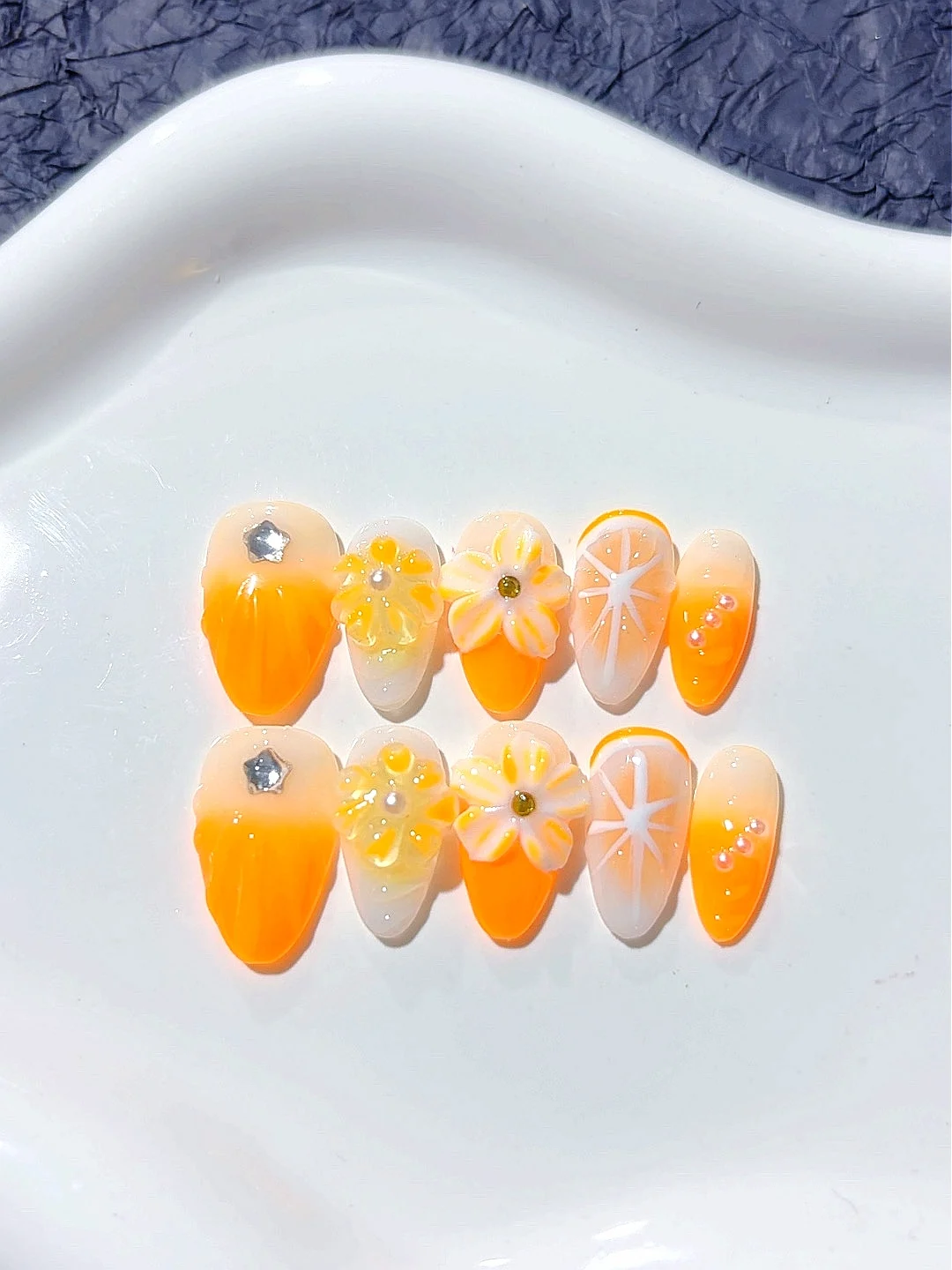 

Orange Art Casual Style Fashion Wearable Nail Art (D299)