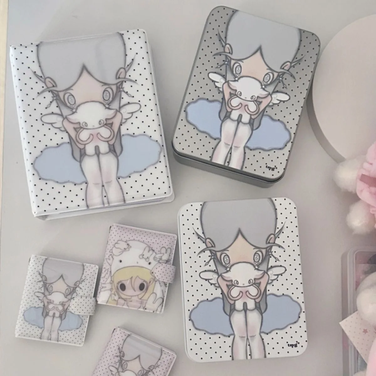 Thumbnail 3 - #1 Cheap Photo Storage Boxes Worth Buying