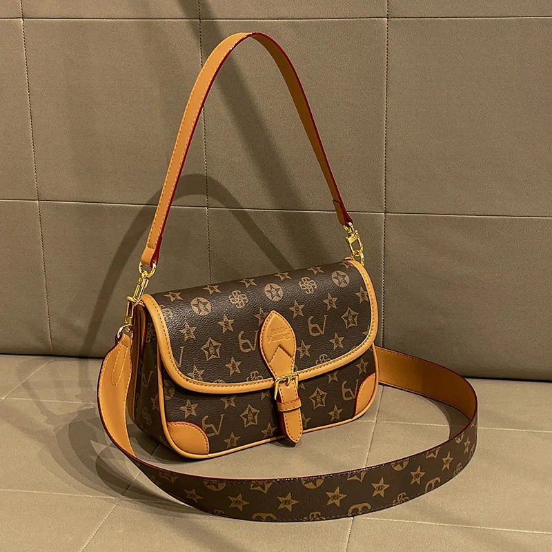 

Элегантная классическая сумка для подгузников для женщин, стильная сумка через плечо, роскошная дизайнерская минималистичная винтажная сумка-тоут с большой вместимостью.