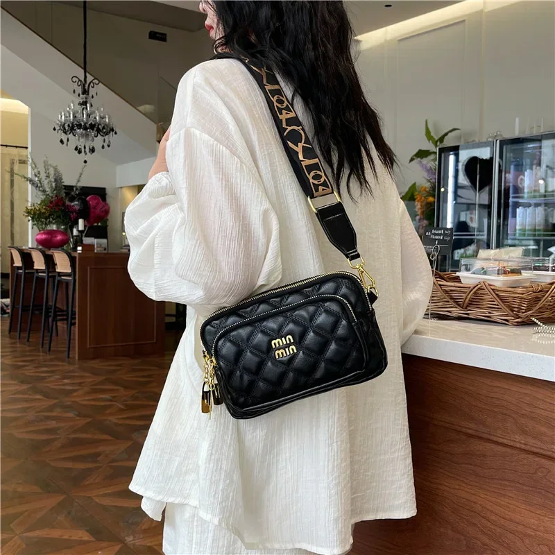 حقيبة كروس هندسية 2025! حقيبة صغيرة مضادة للسرقة ثلاثية الرمز البريدي مع جيوب آمنة RFID وحزام سلسلة قابل للتعديل