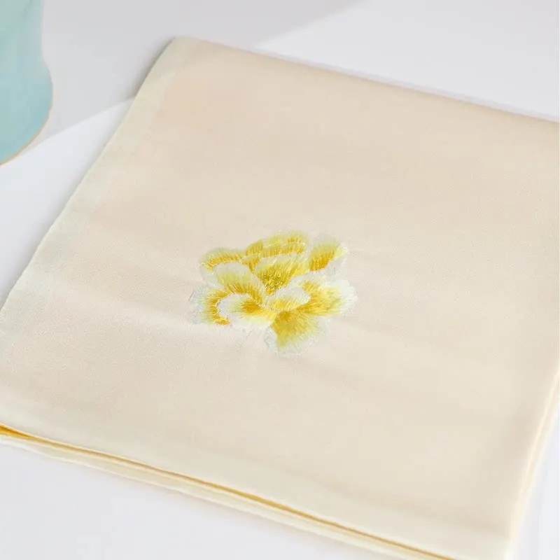 35X35CM Handmade Suzhou Embroidery Silk Handkerchief Washcloth 100% Mulberry Silk