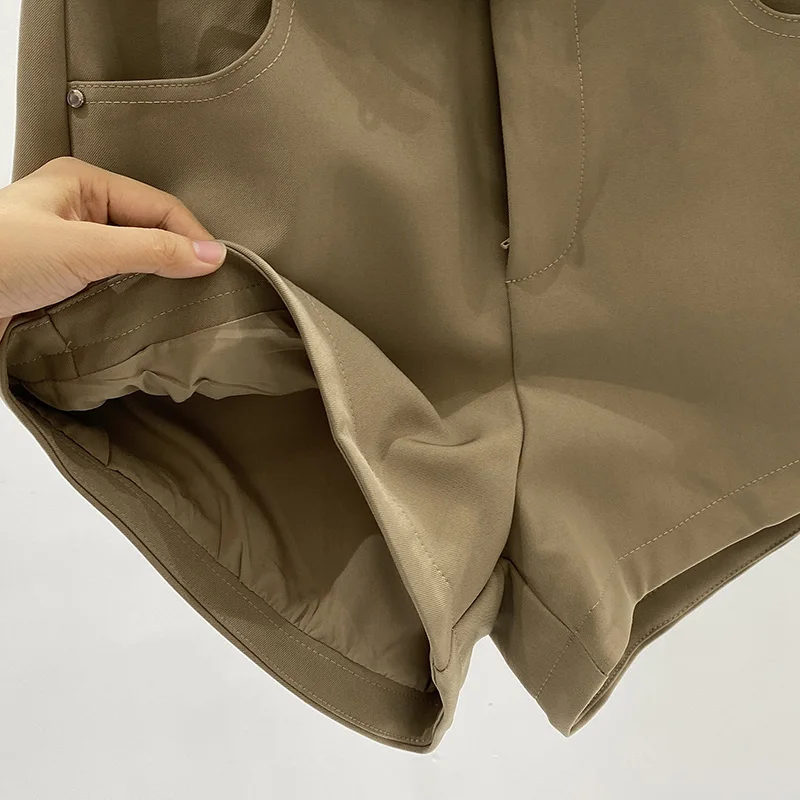 American Style Spicy Girl Khaki Suit Pants Women's High Waist Wide Leg Short Shorts Autumn 2024 New Small Size Slimming view 4