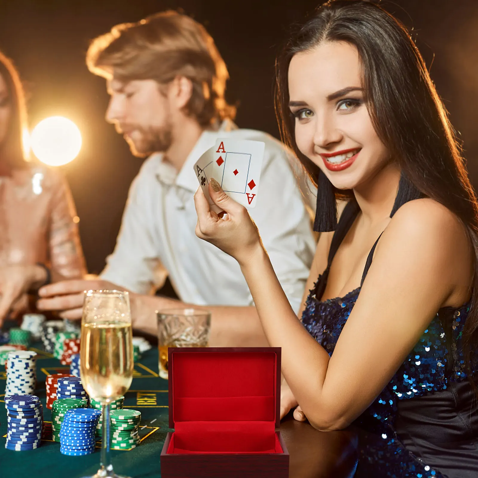 

Vintage Wooden Poker Storage Box Wood Case Compact Holder Fine Craftsmanship Decorative Gift For Friends Poker Card Box