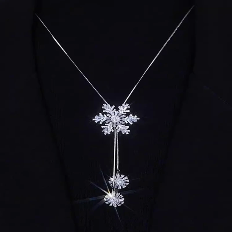 الدورية الزركون ندفة الثلج قلادة المرأة مزاجه سلسلة الترقوة ضوء الفاخرة المتخصصة الراقية سترة سلسلة الخريف