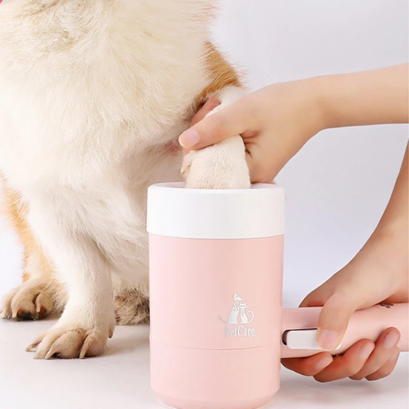 Dog Paw Cleaner Cup Soft Silicone Combs Portable Outdoor Pet Towel Foot Washer Paw Clean Brush Quickly Wash Foot Cleaning Bucket