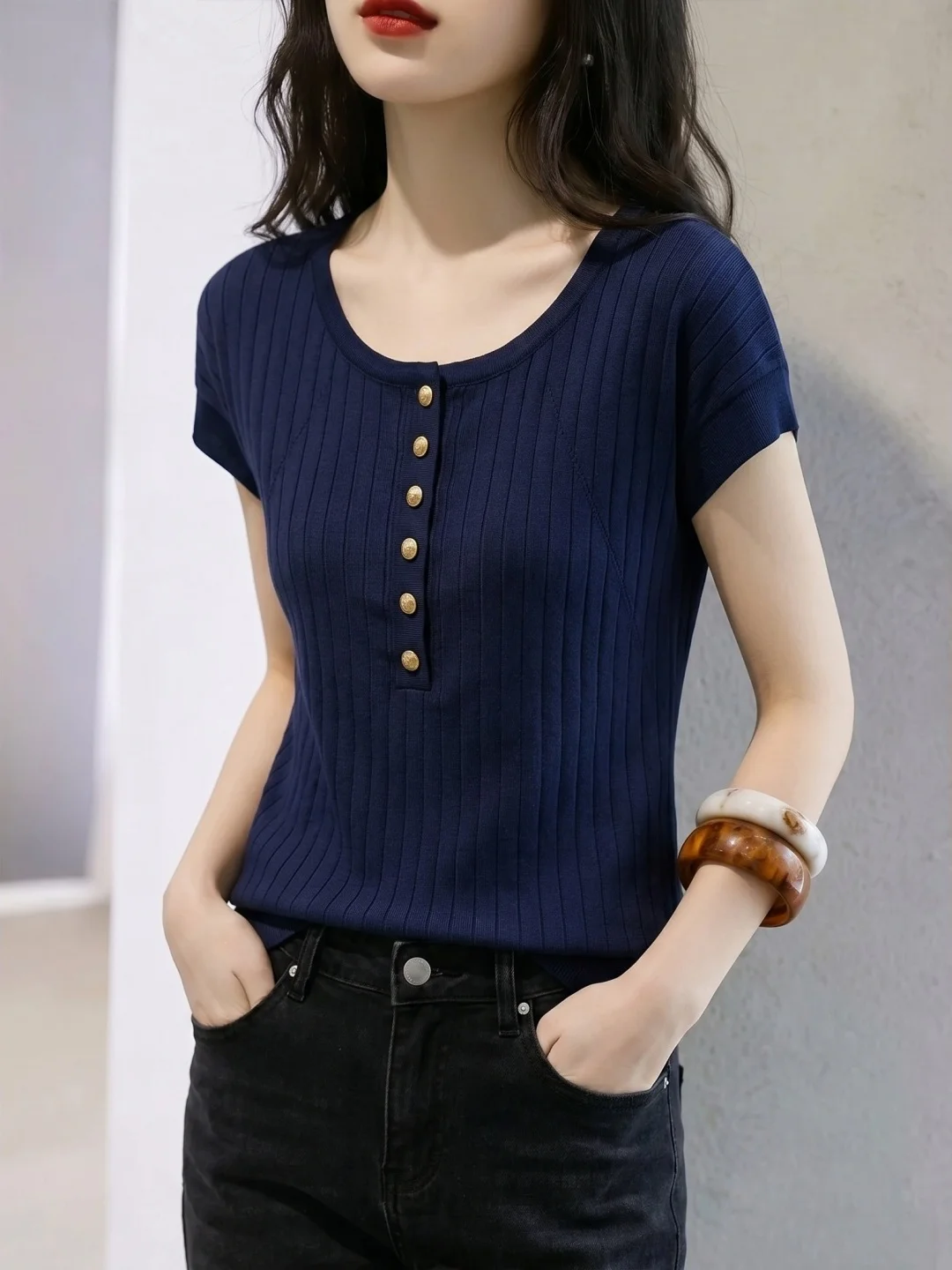 

Summer Ice Silk Knitted Top Short Sleeve Soft Comfortable Versatile Simple Korean Style Fashionable Basic round Neck Shirt
