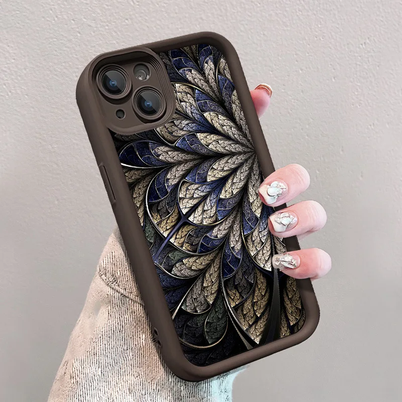 

Suitable for iPhone 16 Promax retro totem phone case 15/14 all inclusive 13 hole protective cover