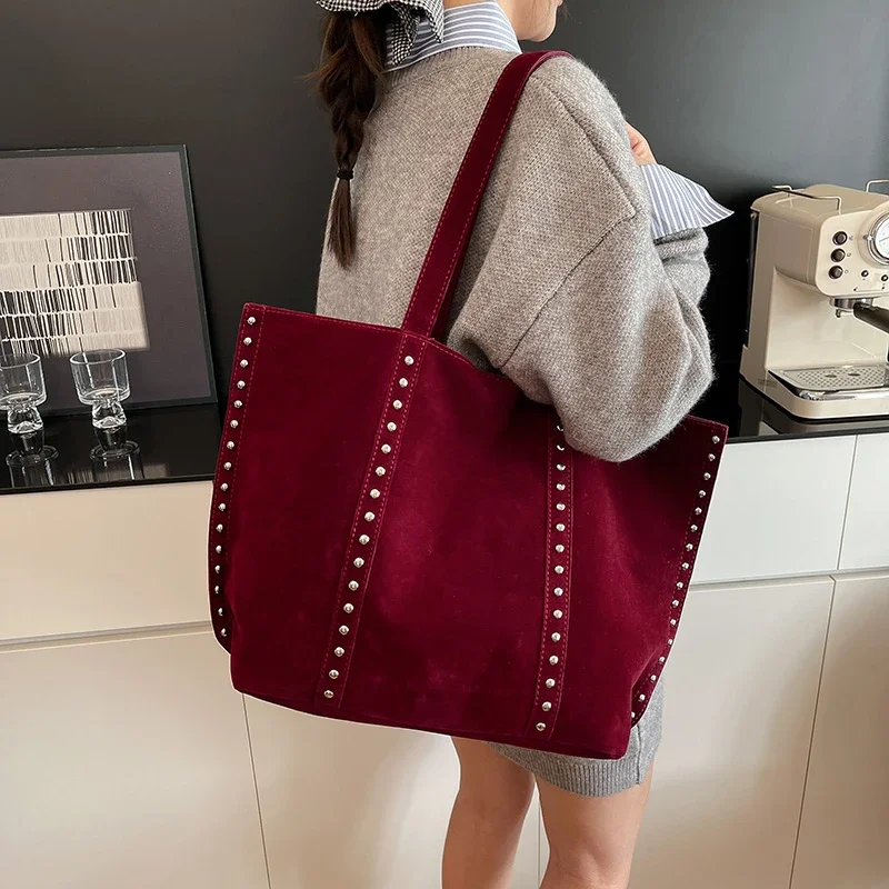 

2025 высококачественные женские сумки, темпераментные универсальные сумки, замшевые однотонные модные сумки-тоут с блестками, большая вместимость